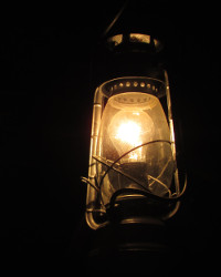 lamp in darkness_200w